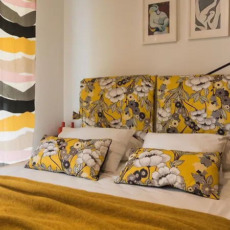 Athenian Stylish 2 Bdrm Апартаменты Афины